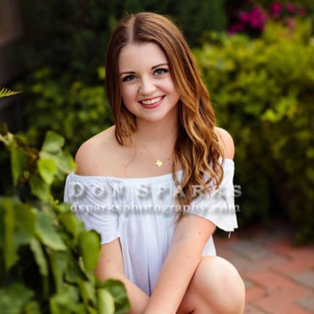 Meet your Posher, Carleigh